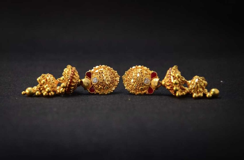 gold jewellery